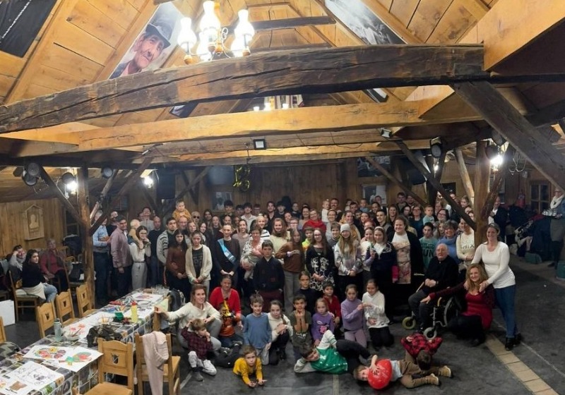 Fiatal Szülők Klubja, fejlődő közösség