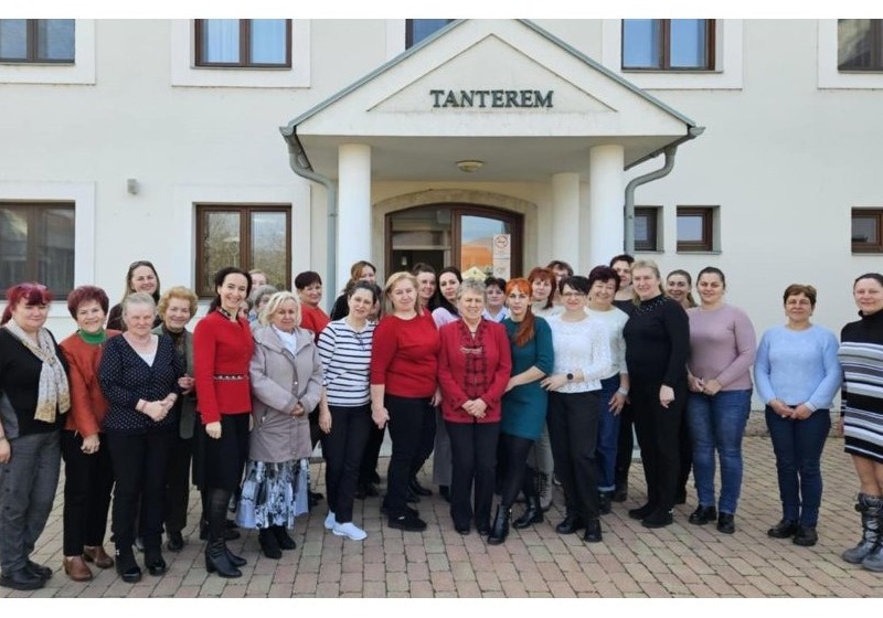 A Kárpátaljai Magyar Hímzőműhely és ASZAKKÖR tagjainak lakiteleki kirándulása