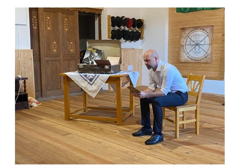 A ,,Szerelmem, Sárdy’’ című egyszemélyes előadás Gömörpéterfalán