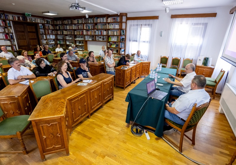 Európa Szabadegyetem - Vámbéry Kollégium (Keskeny Ernő és Stier Gábor előadása)