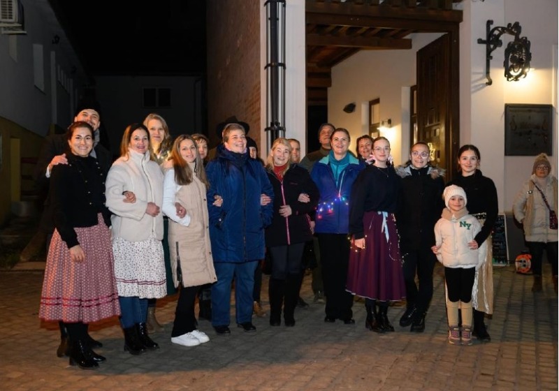 V. Watt-Team Adventi Futáson való részvételről