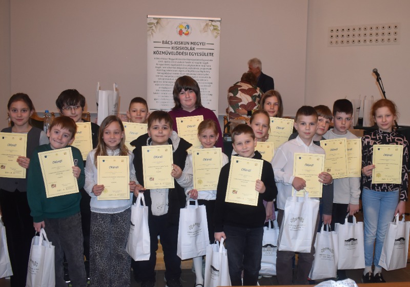 Képes beszámoló a Szikszai László kisnyelvész és kismatematikus versenyről