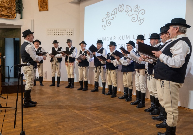 Kárpát-medencei Férfikarok Találkozója Lakiteleken