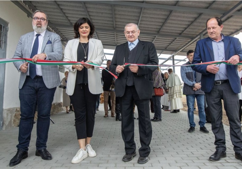 Alkotóházat avatott Kápolnásnyéken a Népfőiskola