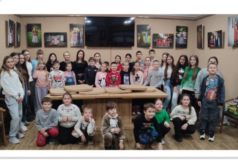 Kézművesség, társasjátékok és karácsonyi hangulat
