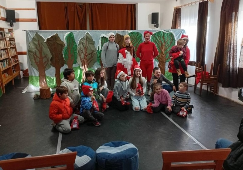 Mikulás idén is meglátogatta a kiscsőszi  gyerekeket