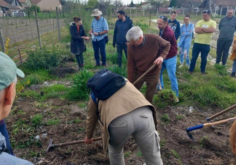 Előadás és gyakorlati bemutató a Tökmagbirtokon