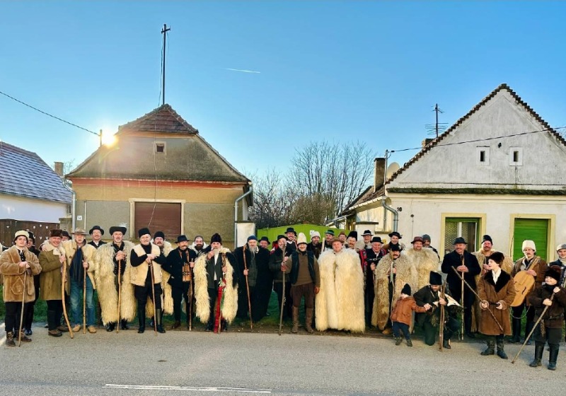 Regösök járták Kiscsősz házait