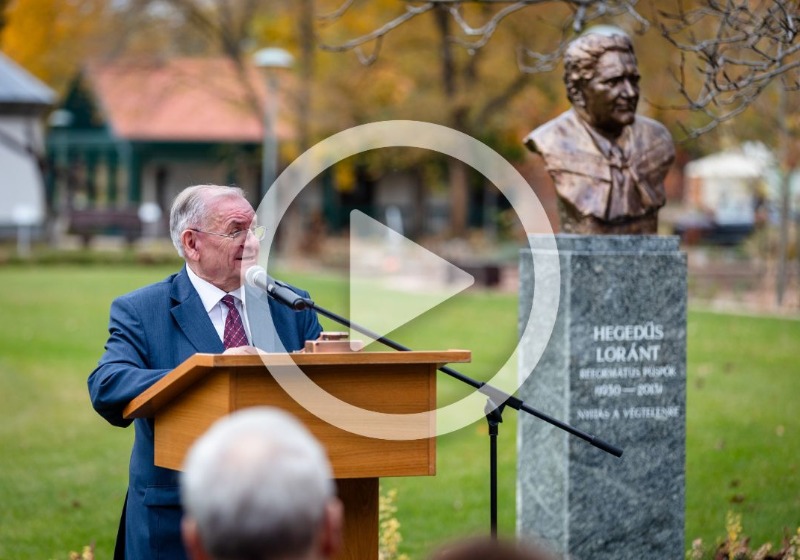 Lezsák Sándor beszéde Hegedűs Loránt református püspök szoboravató ünnepségén Lakiteleken
