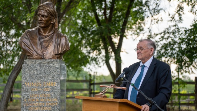 05.11. Yunus Emre szoboravató ünnepség